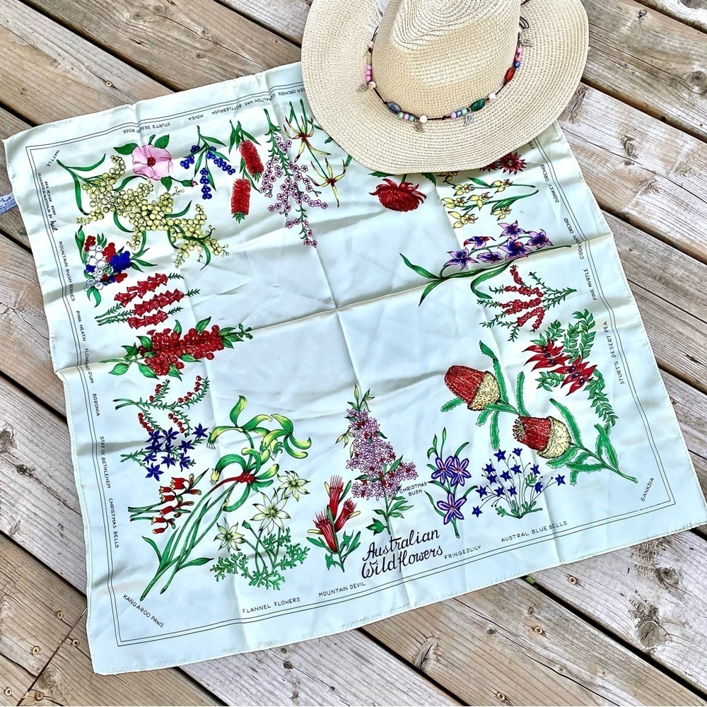 Australian floral scarf/wrap w wildflowers vintage boho prairie country vibe